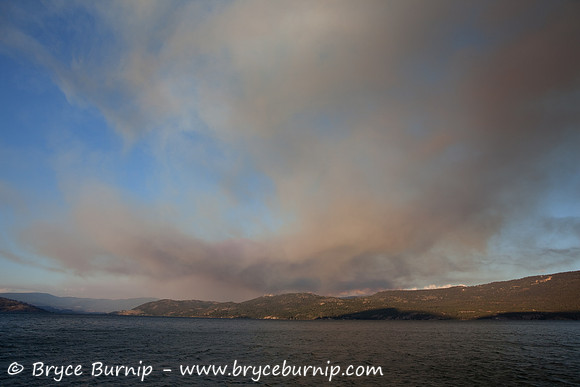 Okanagan Lake - Smoke from the 2009 Kelowna forest fire.